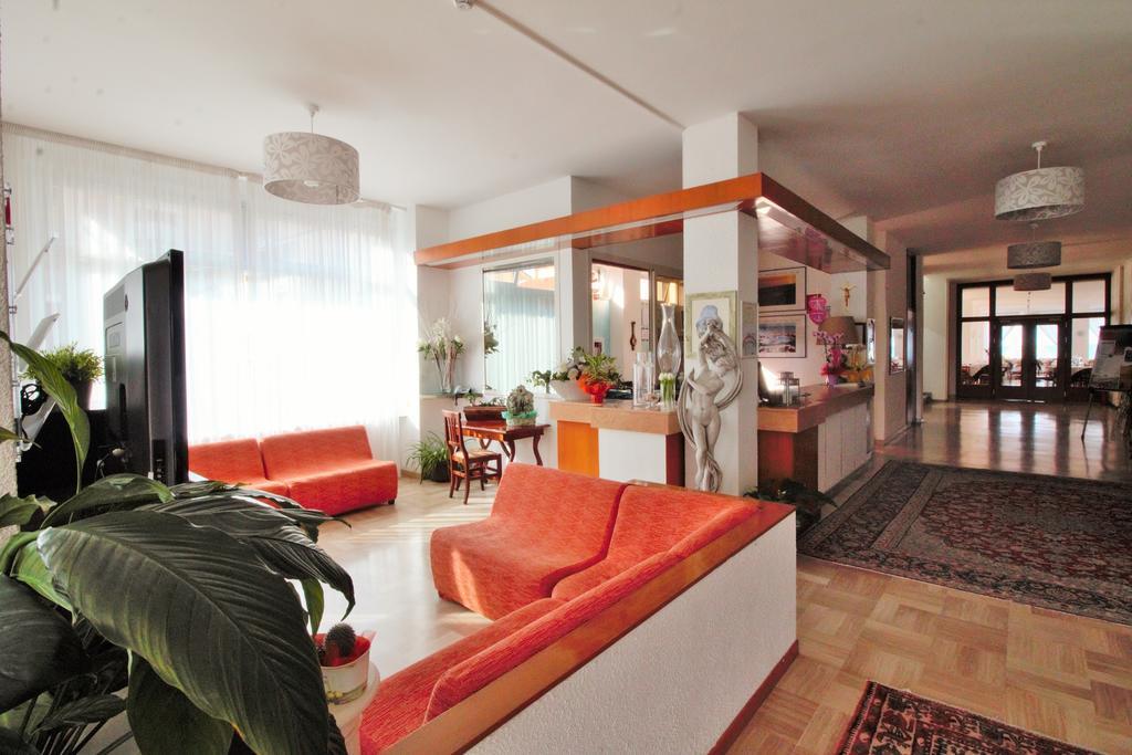 Hotel Casadei Fano Luaran gambar