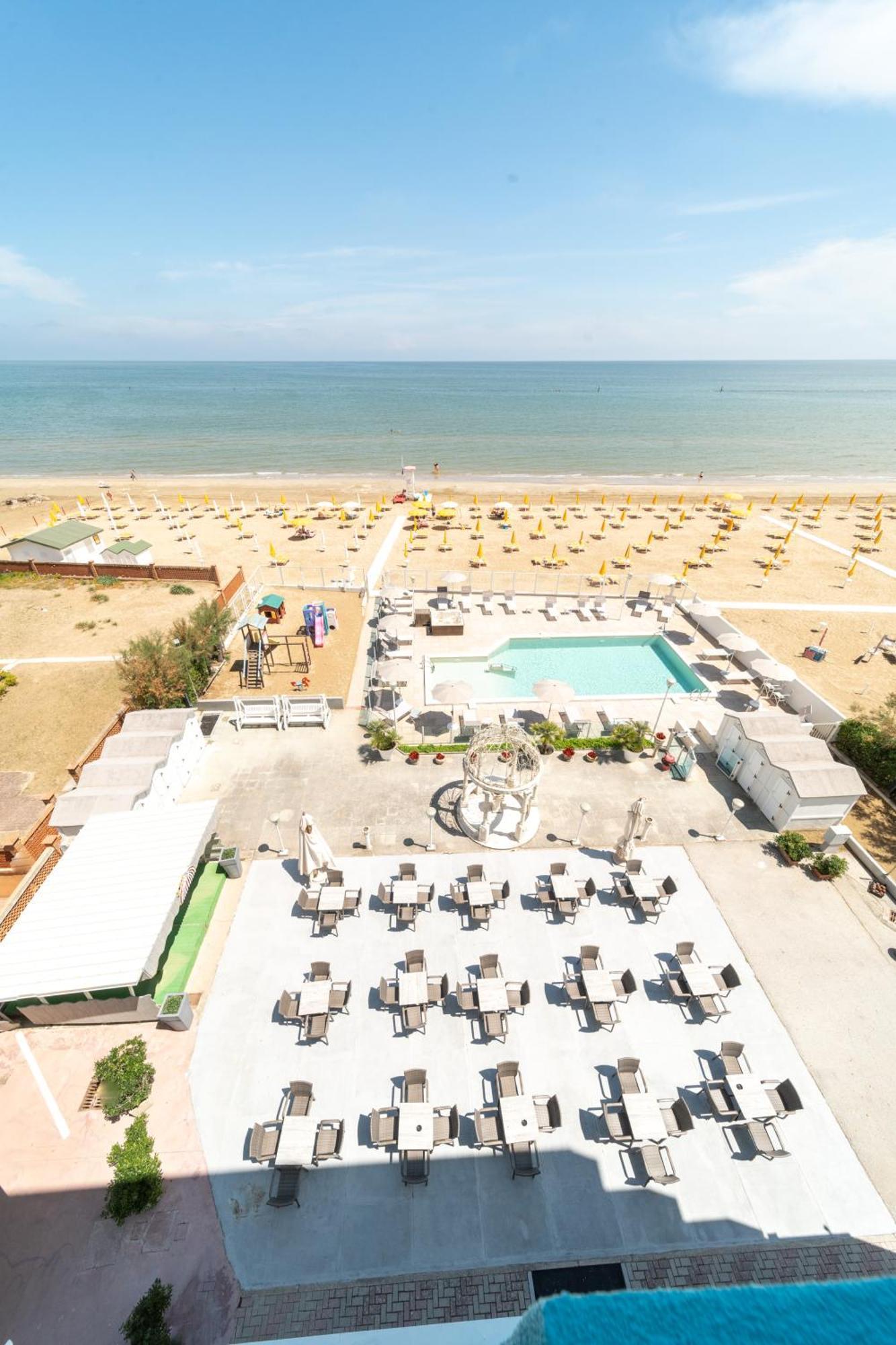 Hotel Casadei Fano Luaran gambar