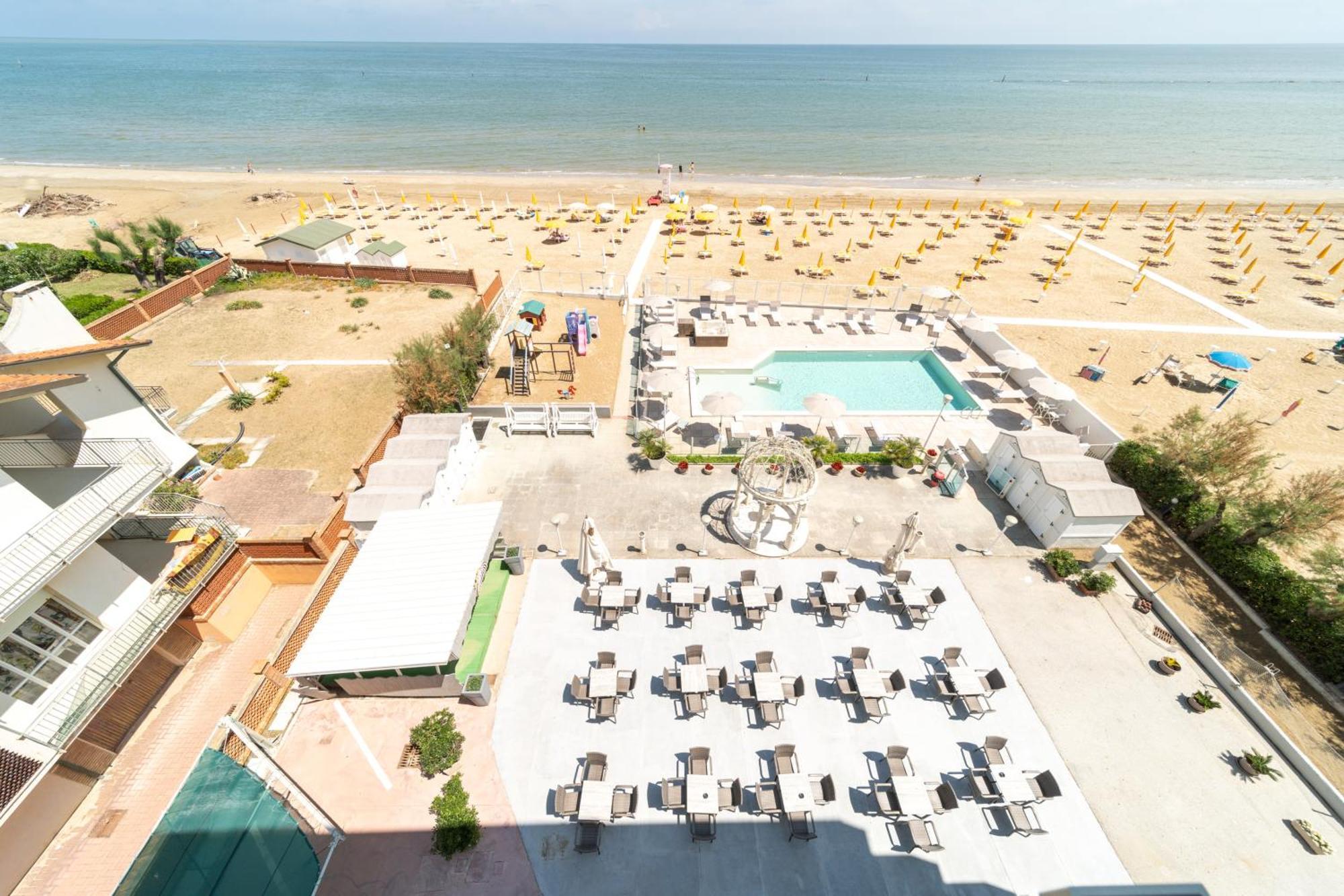 Hotel Casadei Fano Luaran gambar