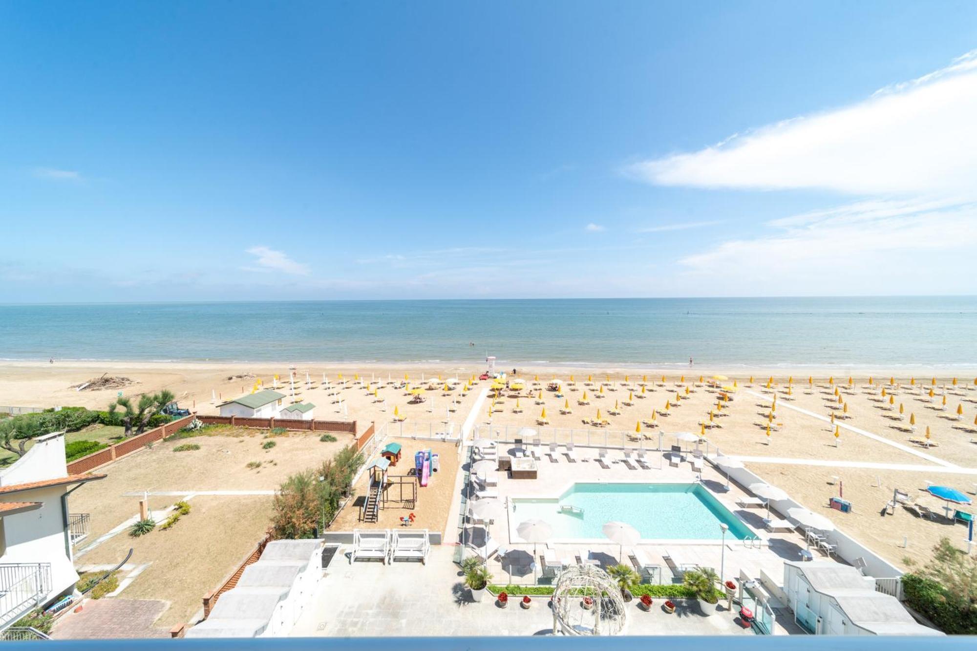 Hotel Casadei Fano Luaran gambar