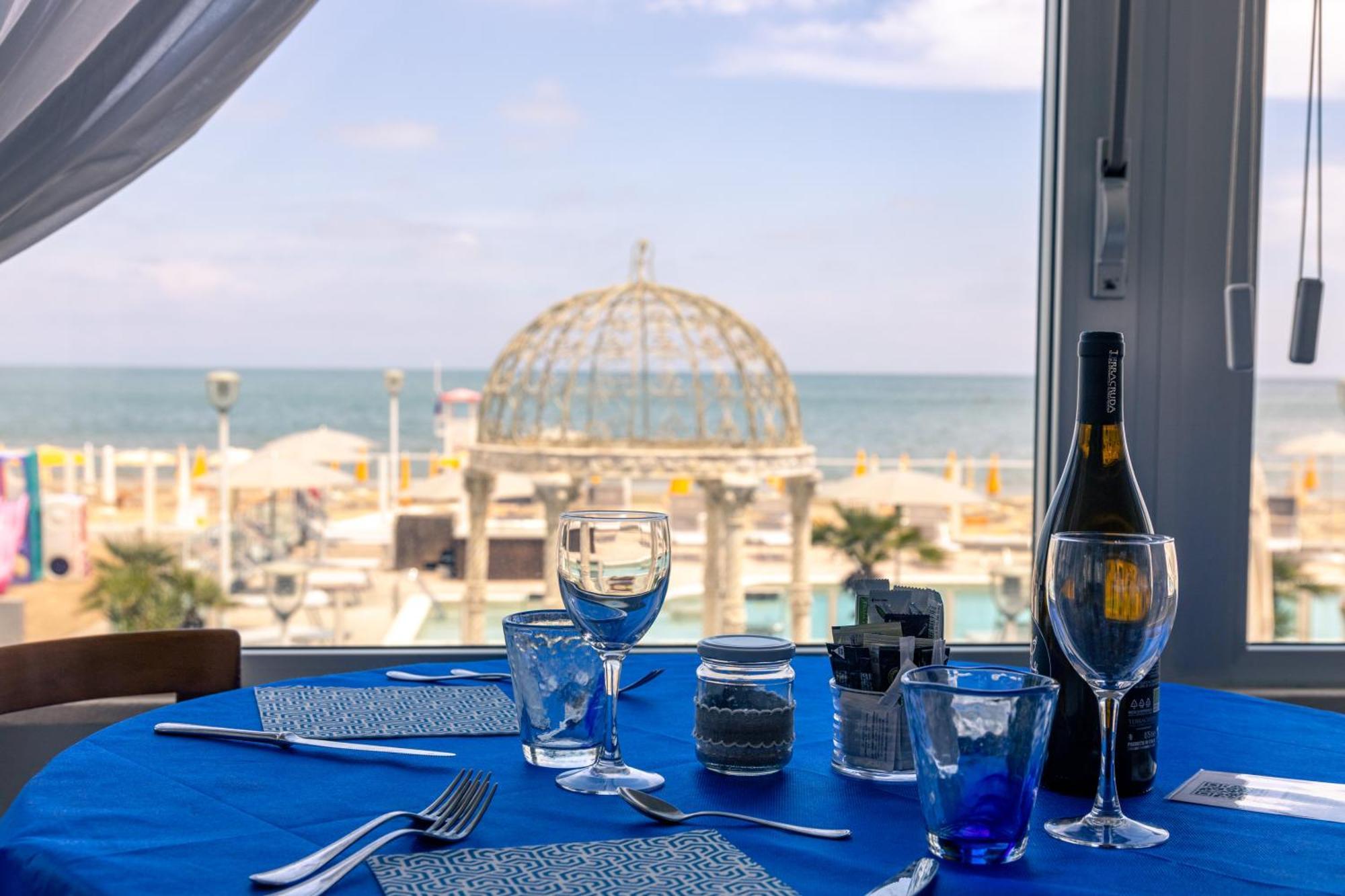 Hotel Casadei Fano Luaran gambar