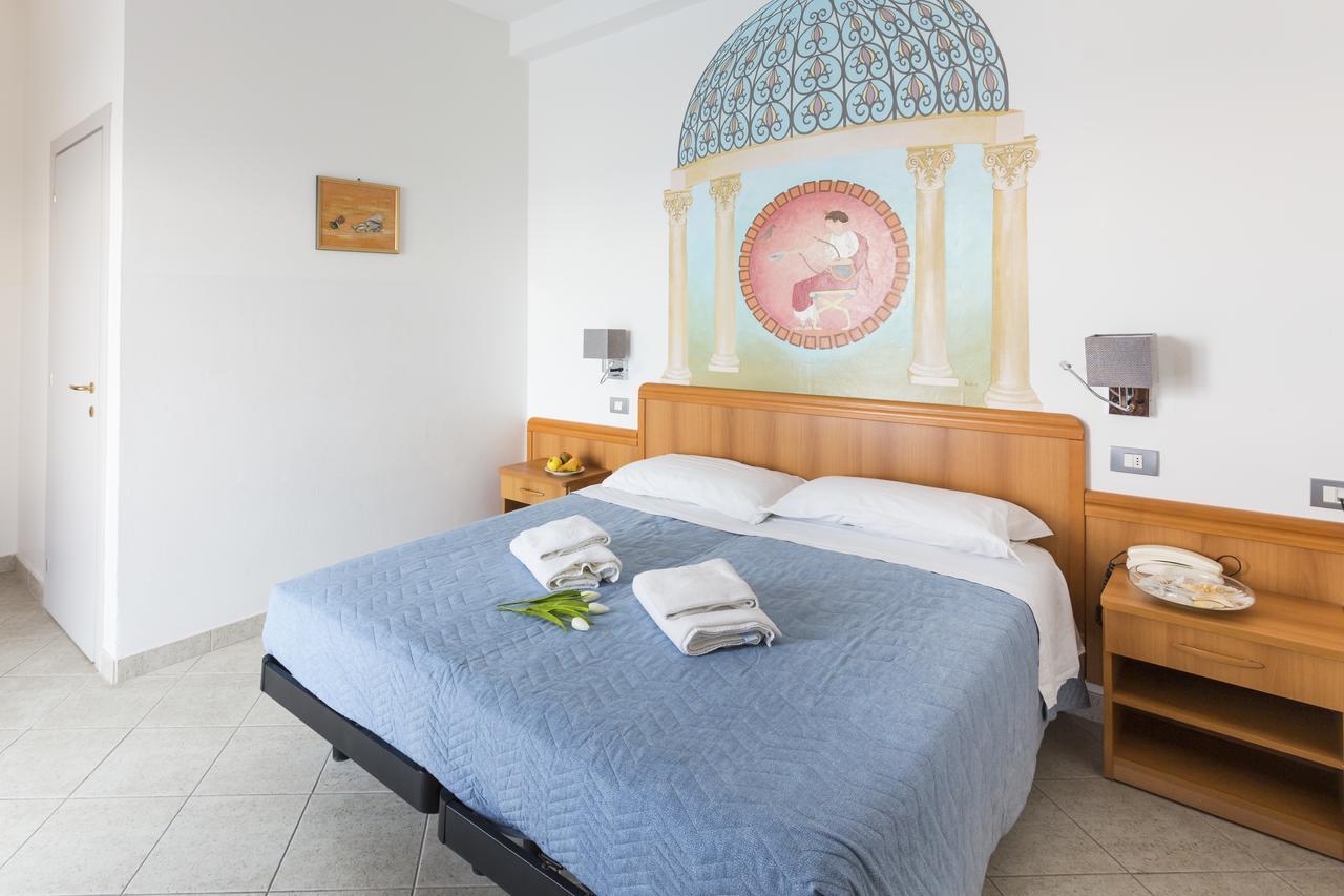 Hotel Casadei Fano Luaran gambar